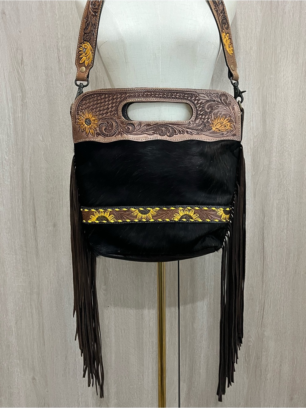 NWOT Western Cowhide Fringe Sunflower Crossbody Purse